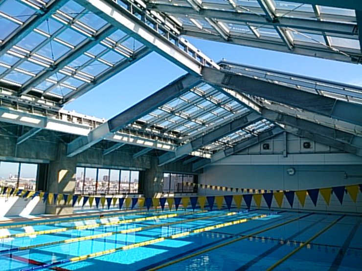 川崎市立川崎高等学校・附属中学校プール 可動式上屋 可動式上屋の実績紹介 株式会社 角藤 可動建築部