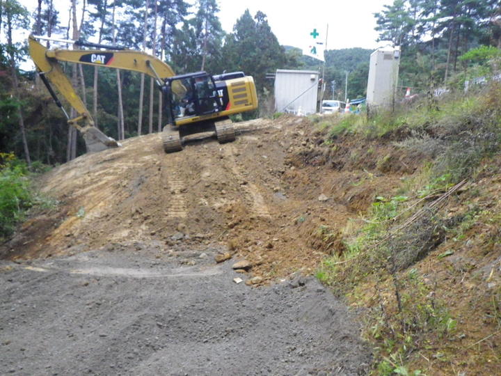 仮設道路復旧